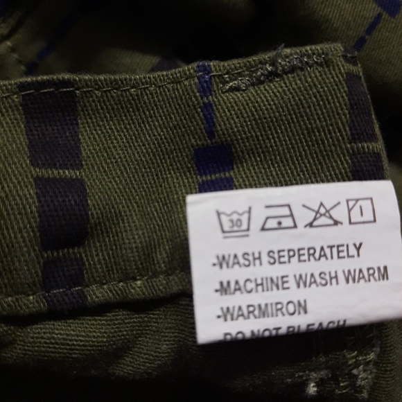 Mens Cargo Shorts Size 42 Green Black Casual Utility Pants - Picture 5 of 6